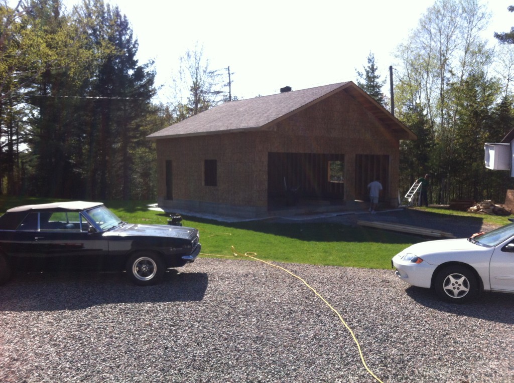 32x28 Garage frame and roof